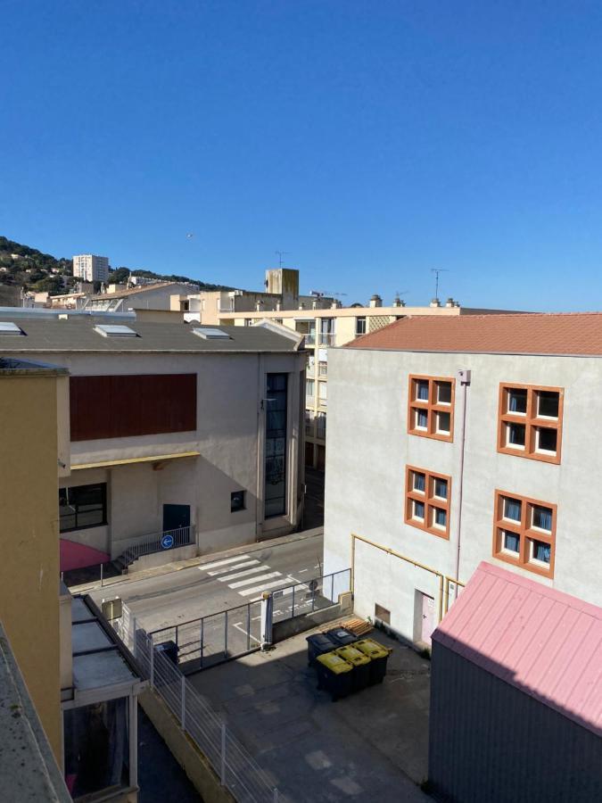 T2 Duplex Centre Ville De Sète מראה חיצוני תמונה